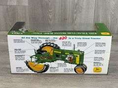 John Deere 420 Tractor w KBL Disc