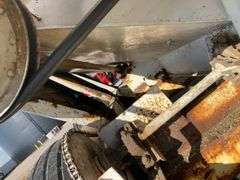 Willmar 600 Fertilizer Spreader - 50’ Spread