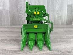 John Deere 55 Corn Special Combine W/335 Head, 1/16