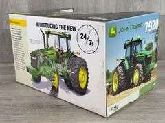 John Deere 7920 Tractor