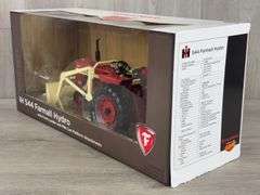 International Farmall 544 Hydro W/Loader & Platform, 1/16