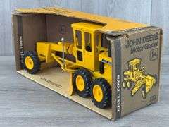 John Deere 570 Motor Grader, 1/25, Ertl Toys