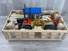 Steiger PTA325 ‘Spirit Of ‘76’ 4WD Duals, 1/16, Gold Chrome