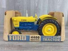 Ford 4400 WF Industrial, 1/12, Ertl, 3 PT.