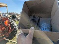 Allis Chalmers Gleaner 318 Grain Head - 18-ft