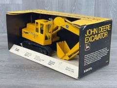 John Deere 690 Excavator, 1/25, Ertl