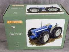 County 654 Super 4, 1/16, Universal Hobbies