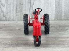 IH Farmall C NF, 1/16, 1998 Collector Edition, Ertl