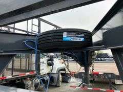 Lamar 40' Gooseneck Trailer