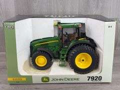 John Deere 7920 Tractor