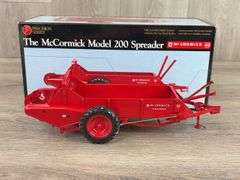 IH McCormick 200 Spreader, 1/16, Precision Series 9