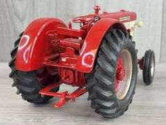 International 660 WF Diesel, 1/16, 1989 MI Farm Toys Show