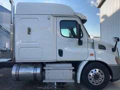 2013 Freightliner Cascadia