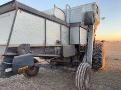 Gleaner M3 Combine