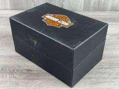 Harley Davidson Heritage Softail FLSTC Motorcycle, 1/12