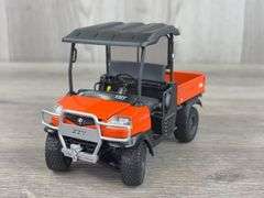 Kubota RTV900 4x4, 5” Long, Roof Broken Off