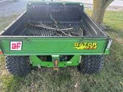 John Deere 6x4 Gator