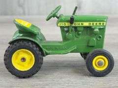 John Deere 110 Lawn & Garden Tractor, 1/16, Ertl