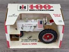 IH McCormick Farmall M NF, 1/16, 2002 100 Yrs Demo IH Co.