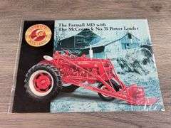 IH McCormick Farmall MD W/No. 31 Power Loader, 1/16