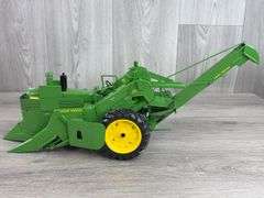 John Deere 4020 NF W/237 Corn Picker, 1/16, Precision Classics 14