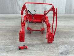 IH McCormick Farmall MD W/Loader Attachment, 1/16