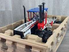 Steiger PTA325 ‘Spirit Of ‘76’ 4WD Duals, 1/16, Silver Chrome