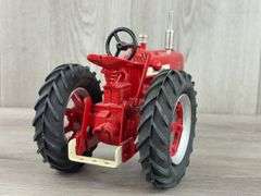 IH McCormick Farmall 450 NF Diesel, 1/16, 1991 Holiday Farm Show