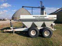 Willmar 600 Fertilizer Spreader - 50’ Spread
