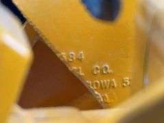 Minneapolis-Moline M670 LP WF, Fenders Not Original