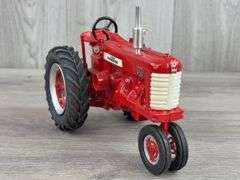 IH McCormick Farmall 450 NF Diesel, 1/16, 1991 Holiday Farm Show