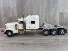 M&J Custom Peterbilt Semi Truck, 25” Long