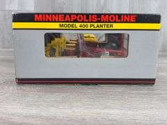 Minneapolis-Moline 400 Planter, 1/16, SpecCast, Classic Series