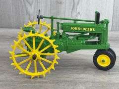 John Deere A NF W/Farmer Red, 1/16, Foxfire Farms