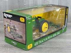 John Deere 420 Tractor w KBL Disc