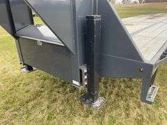 LAMAR 36’ Gooseneck Trailer