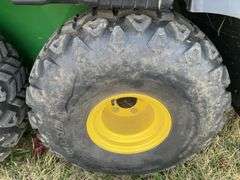 John Deere 6x4 Gator