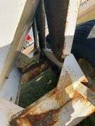 Willmar 600 Fertilizer Spreader - 50’ Spread