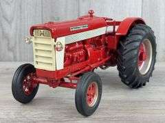 International 660 WF Diesel, 1/16, 1989 MI Farm Toys Show