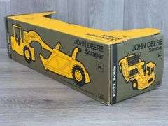 John Deere 860 Scraper, 1/25, Ertl Toys