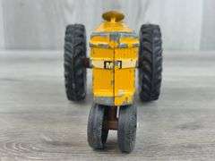 Minneapolis-Moline NF, 1/24, Ertl