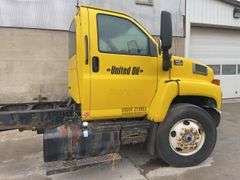 GMC 7500 TopKick truck chassis