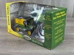 1912 Ford Model T John Deere Delivery Car, Wayne Gas Pump & Hat
