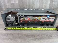 GMC Dale Earnhardt #3 Goodwrench 18-Wheeler, 21 1/4”