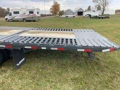 LAMAR 36’ Gooseneck Trailer