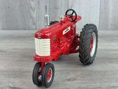 IH McCormick Farmall 450 NF Diesel, 1/16, 1991 Holiday Farm Show