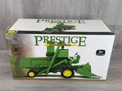 John Deere 45 Combine W/10 Corn Head, 1/16, Prestige Collection