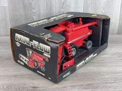 Case IH 2188 Axial-Flow Combine, 1/32, 2 Heads, Ertl