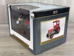 Massey Ferguson 98 W/GM Diesel & Cab, 1/16, SpecCast
