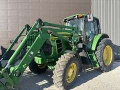 John Deere 7130 Loader Tractor